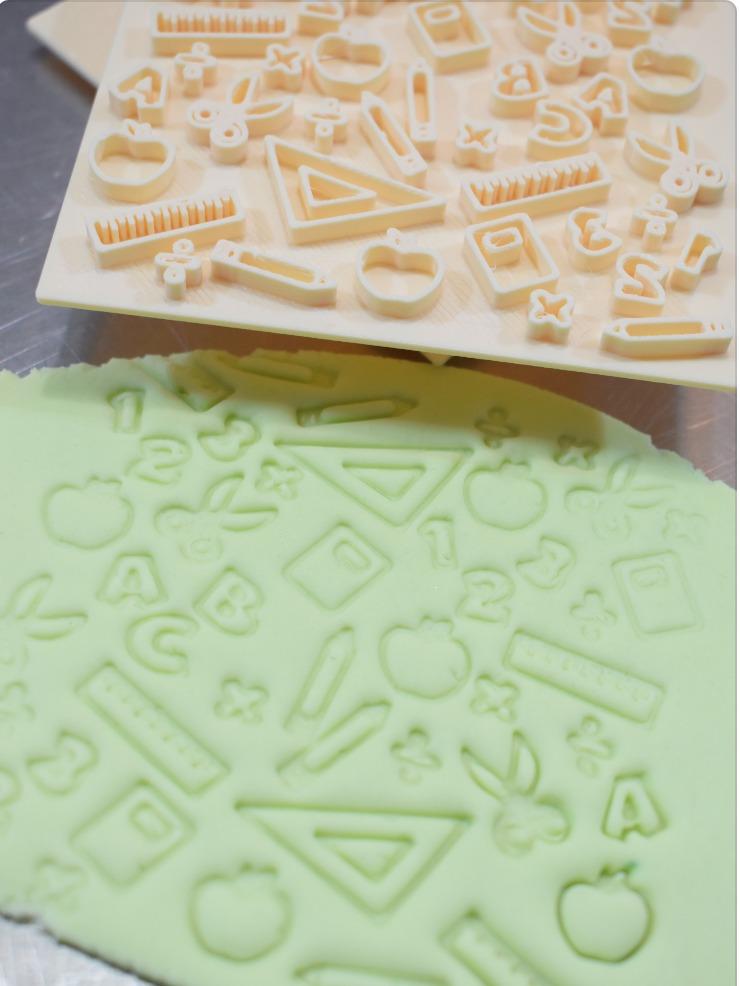 Texturizer pad, PRV, Emboss, Deboss - Bakeware Classic Handles Pin Post baking techniques fondant tools Rolling Utensils Shaped
