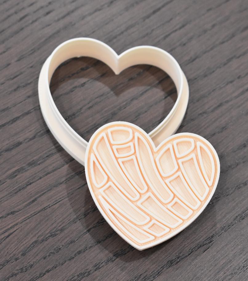 Concha Fondant & Cookie Cutter Set with Stamp - Orange, Green, Brown, Tan - 2 Inches,Food-Safe PLA & PETG
